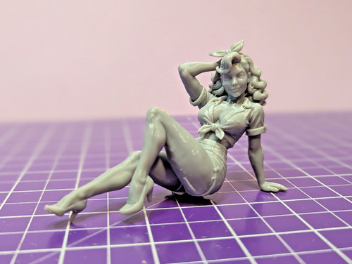 Army pin girlie - us,
